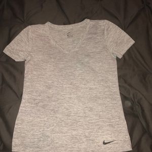 Nike dri-fit v neck. Med. never worn